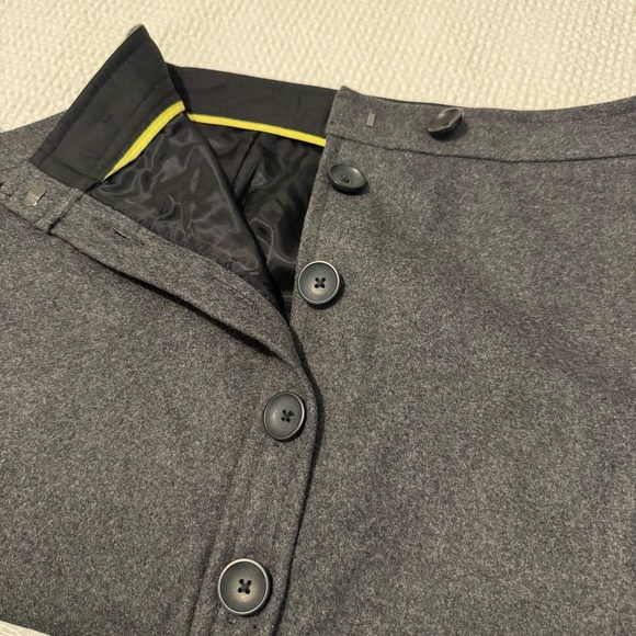GAP Womens gray mini skirt 4 wool blend fully lined button Y2K 90s 2000s career - Picture 11 of 15